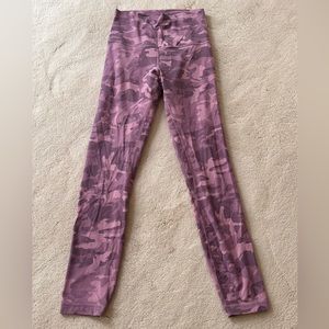 Printed Pink Camo Align Pant (25”) Size 4